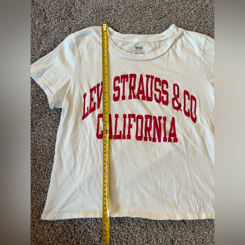 Levis Women's Graphic Tee Size XS - Picture 7 of 7